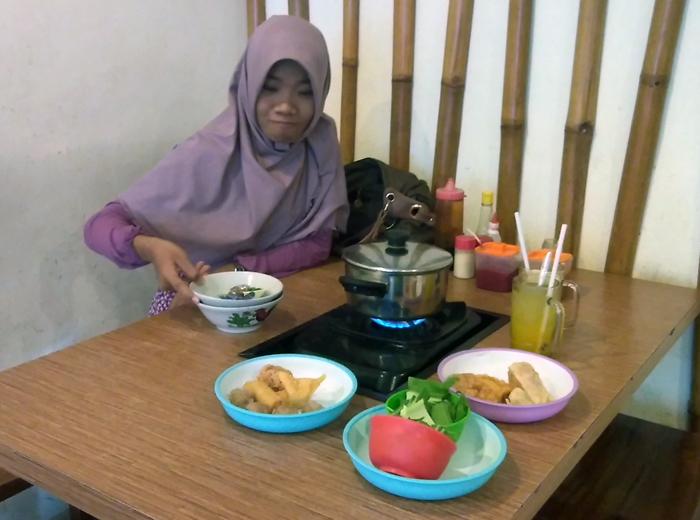 Bakso Gun, Cita Rasa Malang Disajikan Ala Jepang (C) AKAIBARA