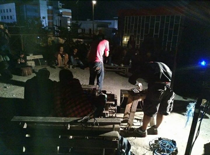 salah satu gelaran musik di rooftop semeru art gallery