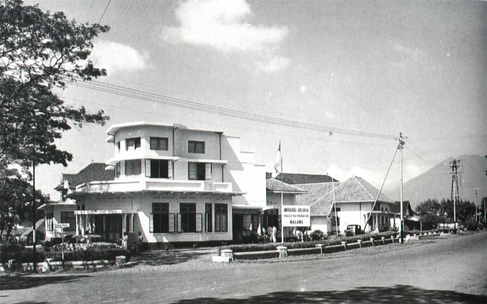 universitas airlangga di malang
