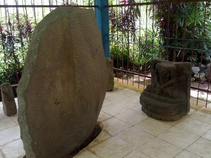 Penampakan Prasasti Watu Godek (C) BLOGGER