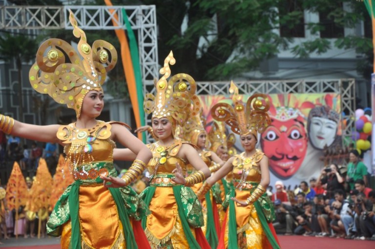 kirab budaya