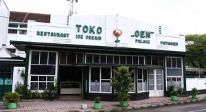 Toko Oen tempat kuliner lawas khas Malang