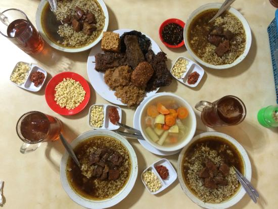 Salah satu menu Rawon