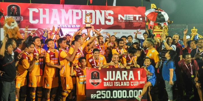Arema Juara Bali Island Cup 2016 - aremafc.com