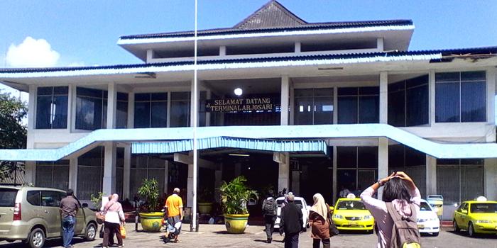 Daftar terminal di malang raya