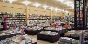 Toko Buku di Kota Malang - Selviyahanna