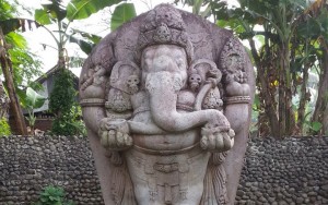 Arca Ganesha Karangkates | Foto: http://anasangpetualang.blogspot.co.id/