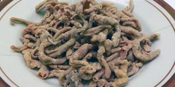 Mengulik Resep: Kripik Usus Ayam Khas Malang (C) NGALAM.ID