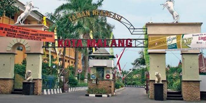 Gerbang Taman Rekreasi Kota (Tarekot) (C) SAYANGI.COM