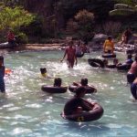 Mandi air di Sumber Ringin Tumpang (C) WISATA TUMPANG