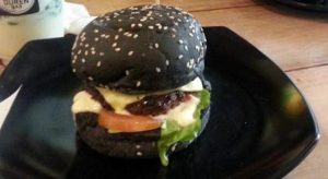 Burger Hitam (C) TRIBUNNEWS