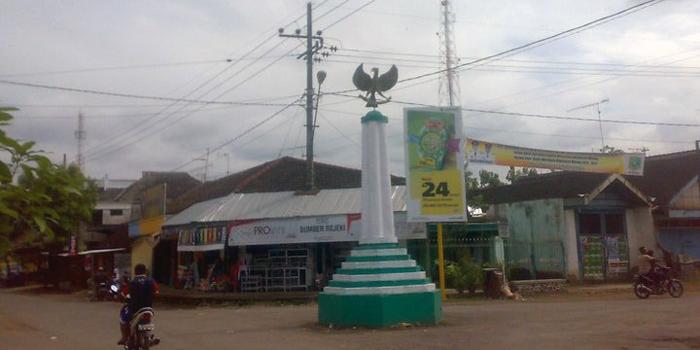 Mengenal Produk Unggulan Kecamatan Kalipare (C) KALIPARE.COM