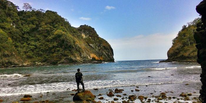 Menyibak Keindahan Misterius Pantai Tengger (C) ISLAHBAGUS