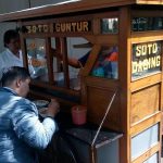 Soto Guntur Sajikan Sensasi Berbeda Sejak 1999 (C) MERDEKA