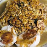 Orem-orem Pak Syahri, Harus Antri Demi Mendapatkannya (C) MERDEKA