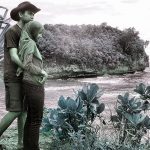 Mitos di Bukit Cinta Kasih Pantai Ngliyep (C) MUMUNSTORY