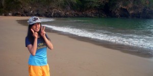 Menyusuri Tepian Pantai Weden Kaliapus (C) INDTRAVELERS