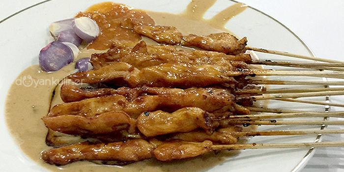 Mencoba Kuliner Lawas di Warung Sate Ayam Ponorogo