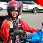 Salah seorang sprinter (kurir) J&T Express (C) JET.CO.ID