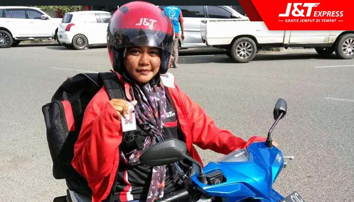 Salah seorang sprinter (kurir) J&T Express (C) JET.CO.ID