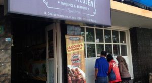 Toko Daging Bu Kaji Klojen, Tertua di Malang (C) MAKANLAGI