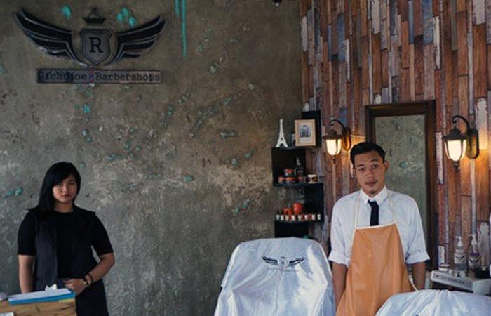 Richdjoe Barbershops, Pelopor di Kota Malang (C) HALOMALANG