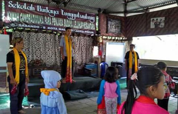 Belajar Kebudayaan Jawa di Sekolah Budaya Tunggulwulung (C) FB