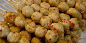 Sate Cilok Darman yang Melegenda di Gadang Gang VI - VEMALE