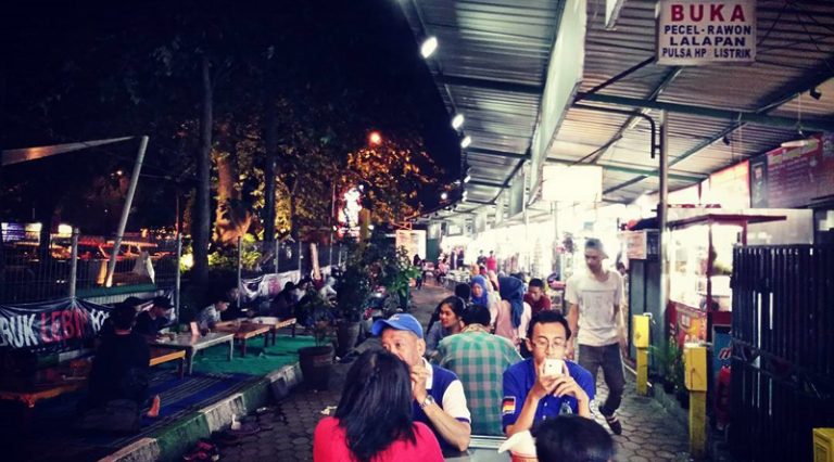 Sentra Kuliner Sriwijaya | Foto: Instagram/sonnyrarung