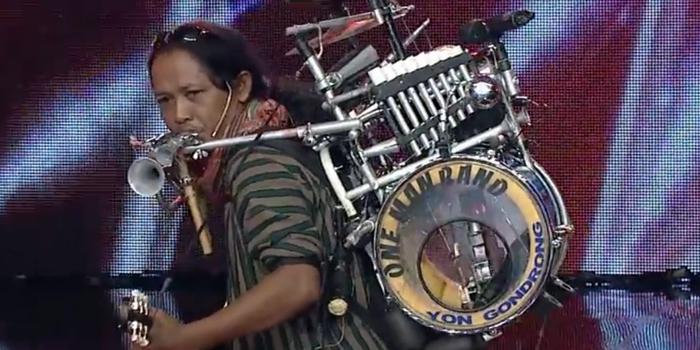 Cerita Yon Gondrong, si One Man Band Indonesia (C) KAPANLAGI