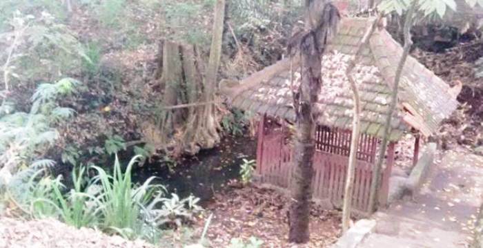 Sumber Beji, Patirthan Berpunden di Batu (C) RESTU RESPATI