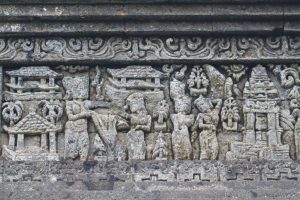 potongan relief Mahabharata di Candi Jago