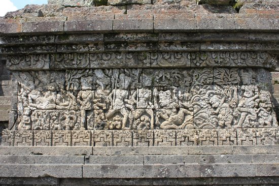 relief Kresnayana di candi Jago