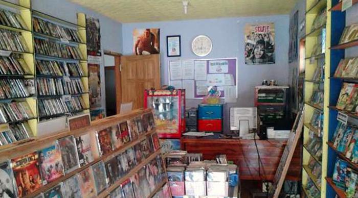 Daftar Toko dan Rental DVD Film di Malang (C) OLX