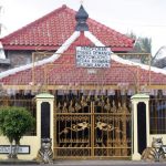 Ada Pusaka Kuno di Padepokan Eyang Demang Mertowijoyo (C) PANORAMIO