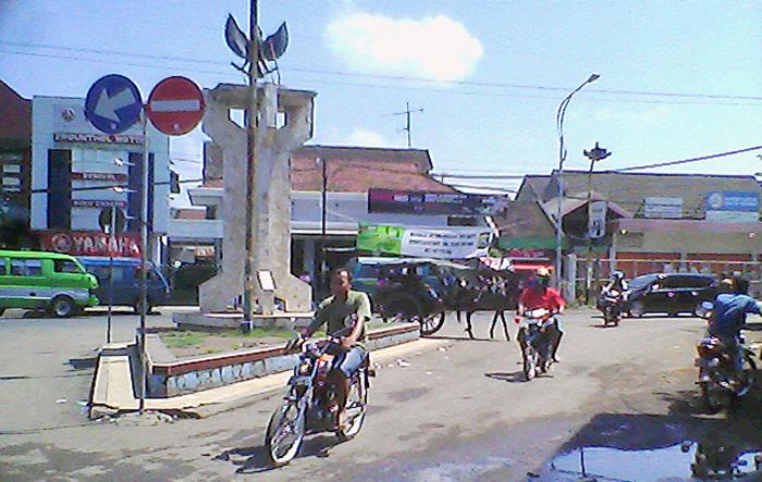 Cerita Awal Mula Terbentuknya Pasar Ngebruk (C) INDOPLACES
