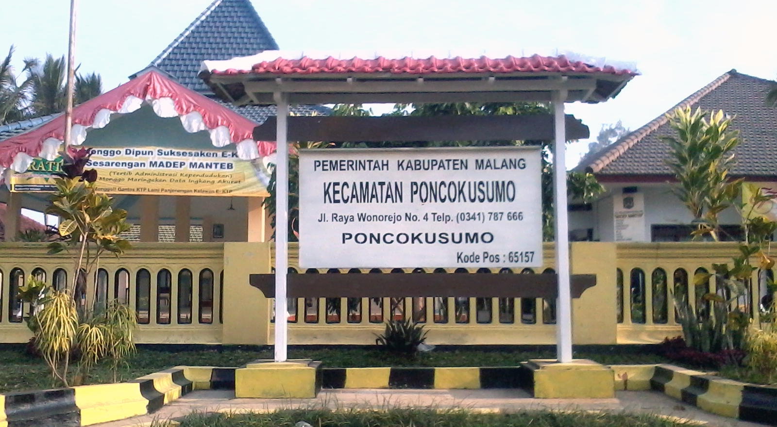 Kantor Desa Poncokusumo (C) MALANGTIMUR