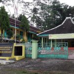 Balaidesa Sukowilangun yang letaknya tak jauh dari Monumen Tunas Kelapa (C) WIKIMEDIA