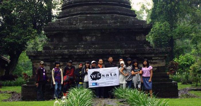 Komunitas Wisata Purbakala punya cara jitu membuat belajar sejarah Malang jadi tidak membosankan (C) HALOMALANG