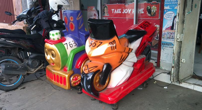 Odong-odong Koin masih bertahan hingga kini (C) AKAIBARA