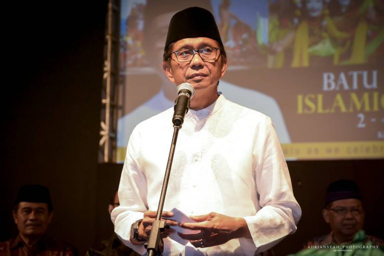 Eddy Rumpoko, walikota Batu yang lahir di Manado, Sulawesi Utara. (Foto: Instagram @adriansyah_ndomble)