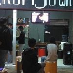 Kedai Kopi Jowo di Tlogomas punya sensasi ngopi tersendiri (C) THE PICTA