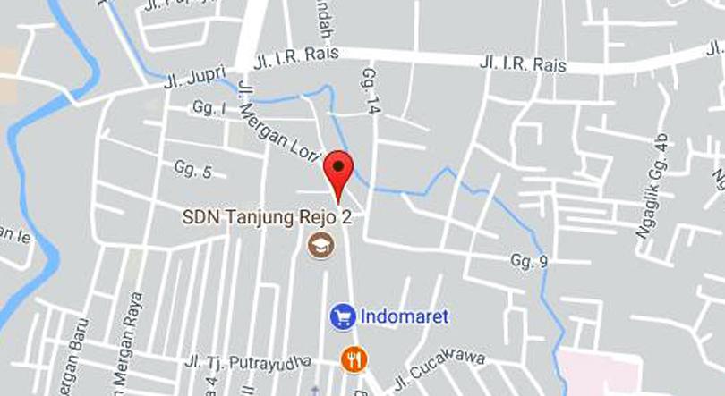 Jalan Mergan Lori yang membelah perkampungan padat di daerah Tanjungrejo (C) GOOGLE