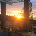 Anda bisa menikmati prosesi matahari terbenam alias sunset di Teras Bromo (C) MERDEKA