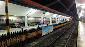 Para backpaker yang kebanyakan menggunakan moda transportasi kereta api kebingungan mencari angkutan dari Stasiun Malang Kotabaru ke Kota Batu (C) MULPIX