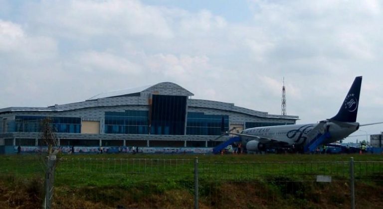 Tak ada pesawat dari Surabaya ke Malang yang langsung mendarat ke Bandara Abdulrachman Saleh (C) YOUTUBE