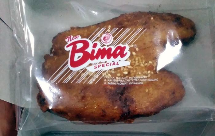 Roti tawar dan roti sisir ada di Bima Bakery yang namanya melegenda di Malang (C) POKOKMUSTTRY