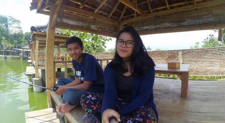 Anda tak hanya bisa mancing di Kolam Pancing Mabuk Mancing ini (C) APRILIAPERMATA