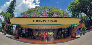 Pintu Masuk Utama Sengkaling