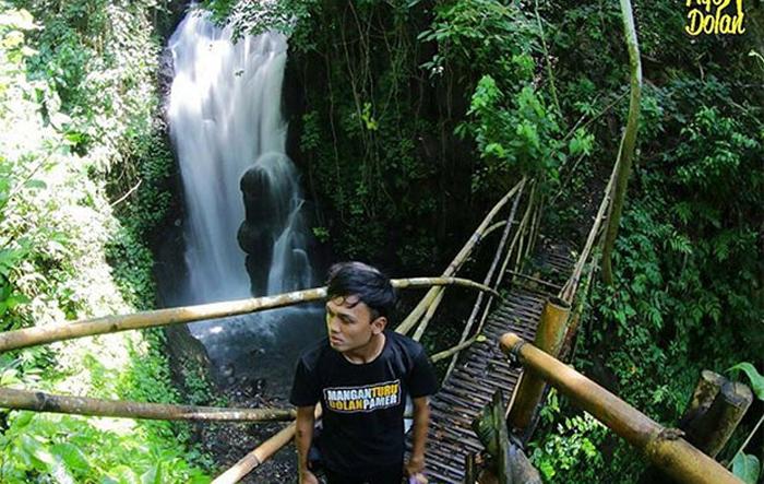 Penampakan Coban Goa Naga Gintung (C) @arifinlokomotif